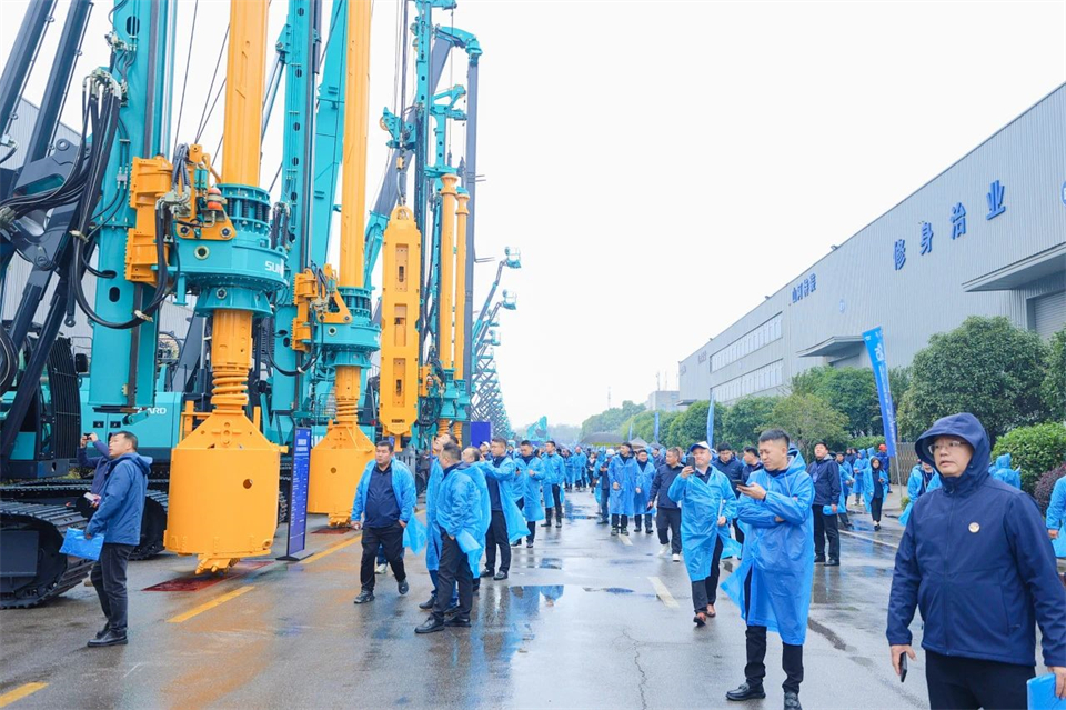 创新引领价值，理想成就未来！米兰网址智能25周年庆典暨全球客户节隆重举办