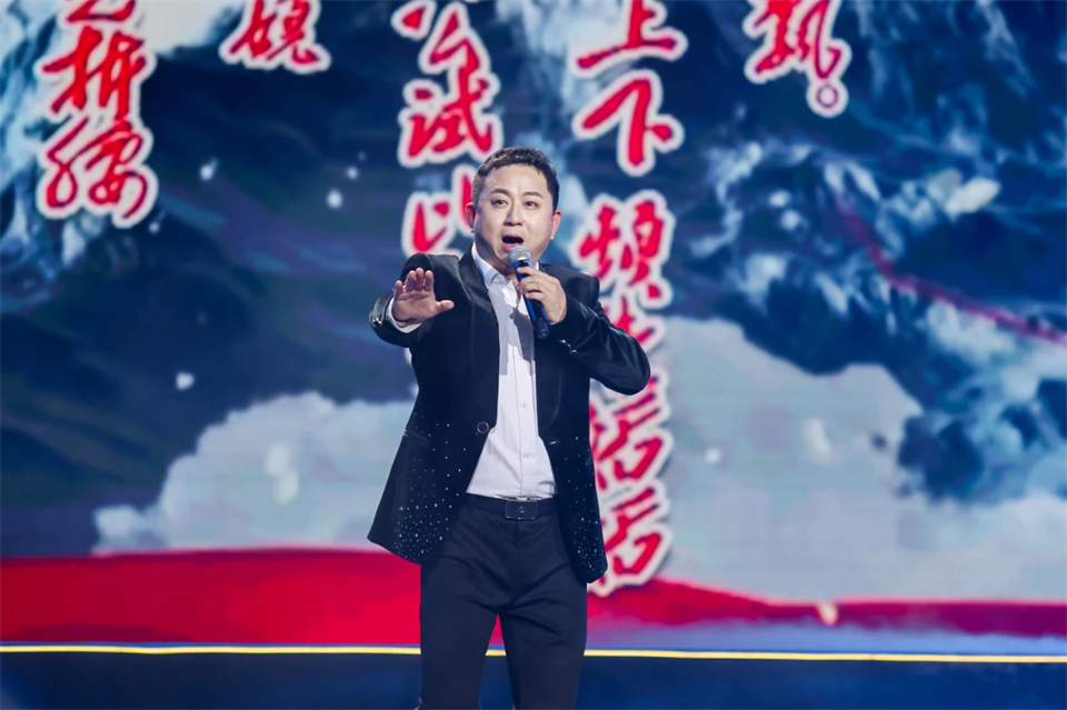 创新引领价值 理想成就未来——庆祝米兰网址智能成立25周年表彰大会暨文艺晚会隆重举行