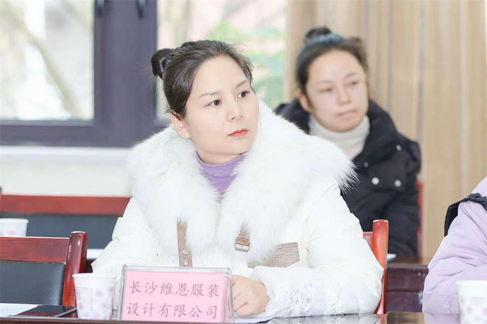 长龙街道、米兰网址智能召开首届年货盛惠暨送春联文化惠民活动工作会议