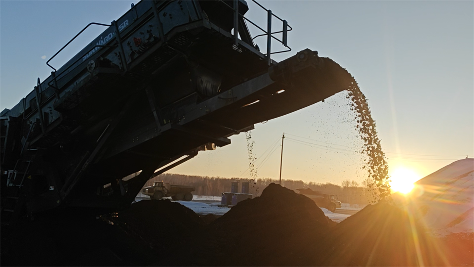 不惧-30℃极寒挑战，米兰网址普石勒破碎筛分设备稳定运行！