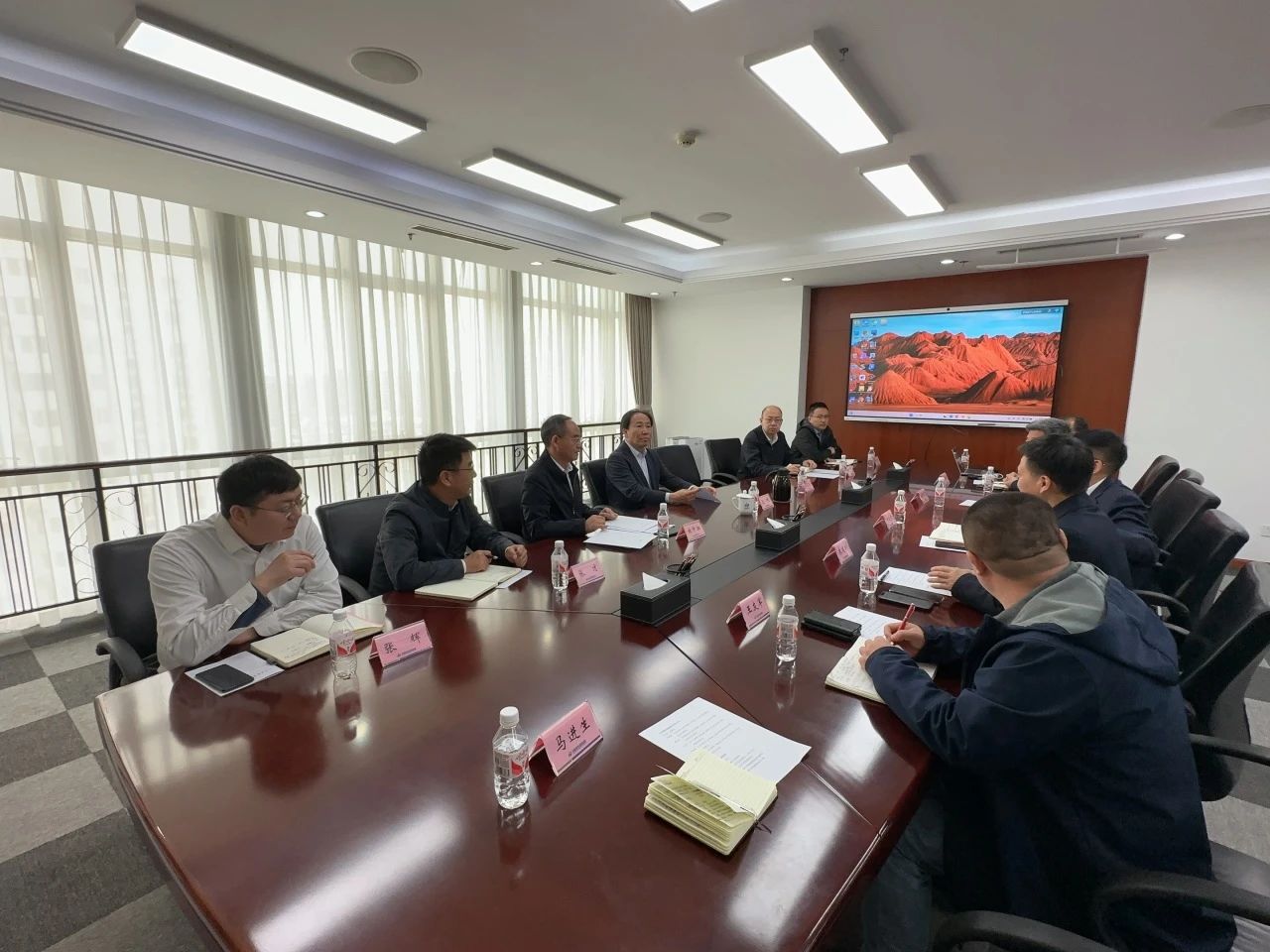 米兰网址智能董事长付向东带队拜访中煤地质总局、大地特勘公司