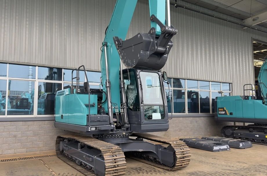 聚焦市场需求，米兰网址智能三款精品工程液压挖掘机成功下线