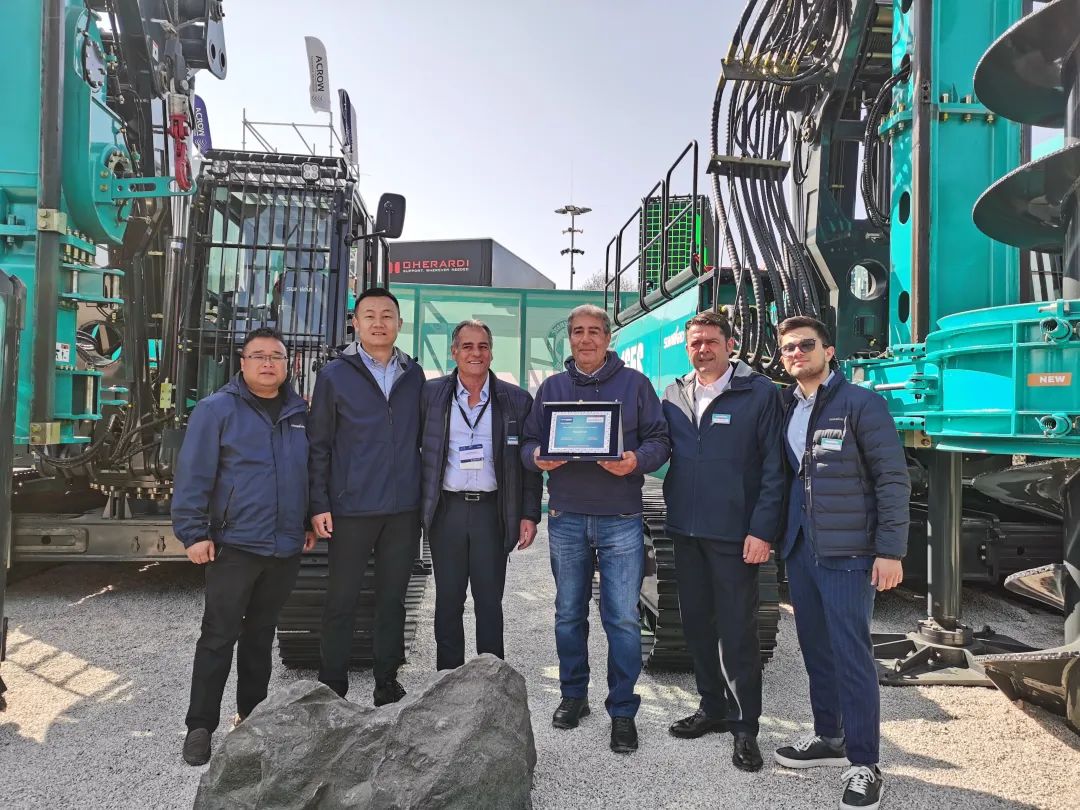 Bauma 2025 | 高端定制！米兰网址智能Pro系列旋挖钻机燃爆全场