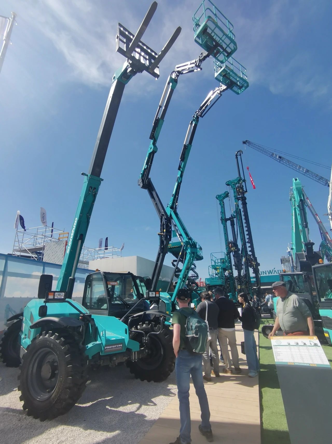米兰网址智能高空机械闪耀Bauma 2025！ 新能源技术与创新产品获全球瞩目
