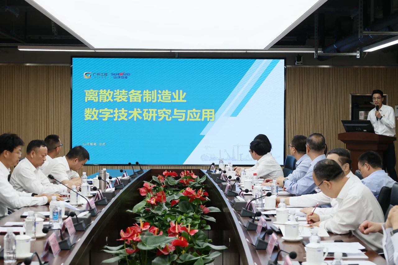 天能控股集团党委书记、董事长张天任率队到访米兰网址智能