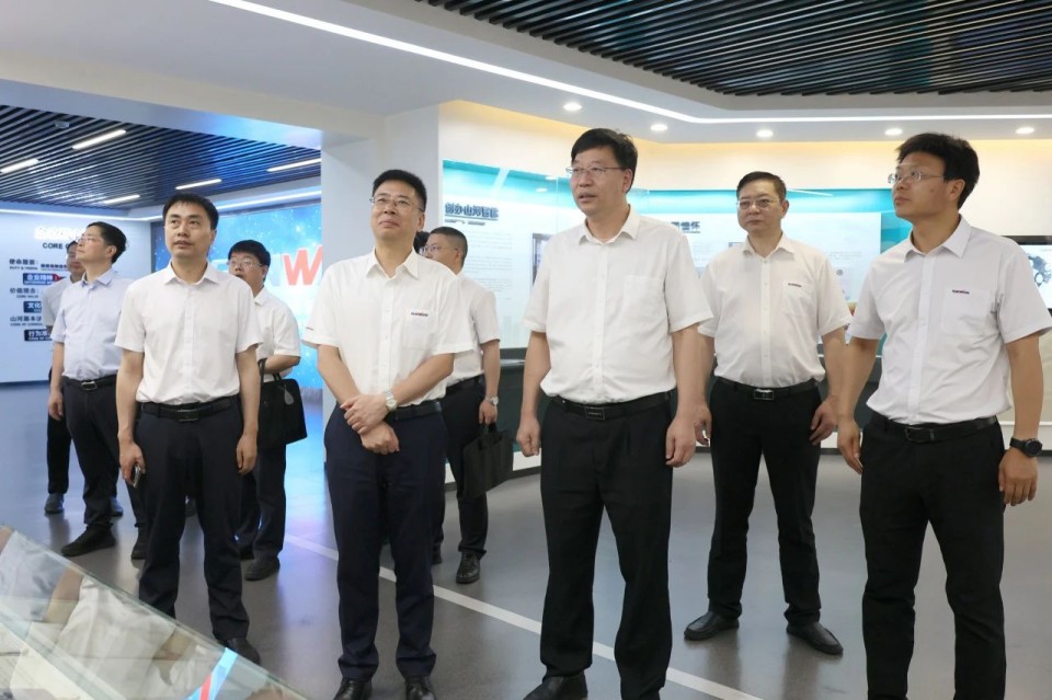 中国工程院院士、中南林业科技大学党委书记吴义强一行到米兰网址智能开展访企拓岗活动