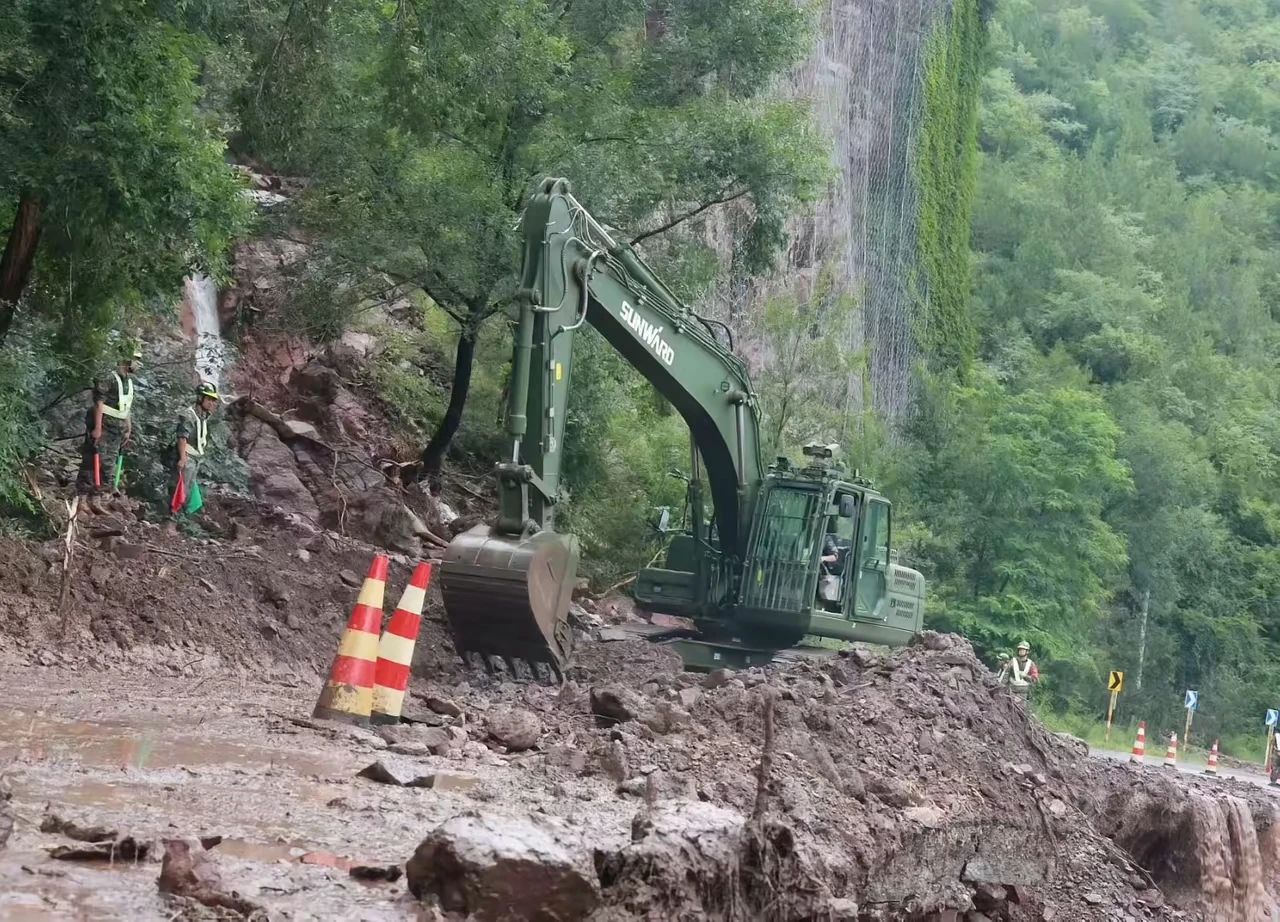 关注！米兰网址智能应急救援装备助力武警冲锋北京暴雨抢险救灾一线！